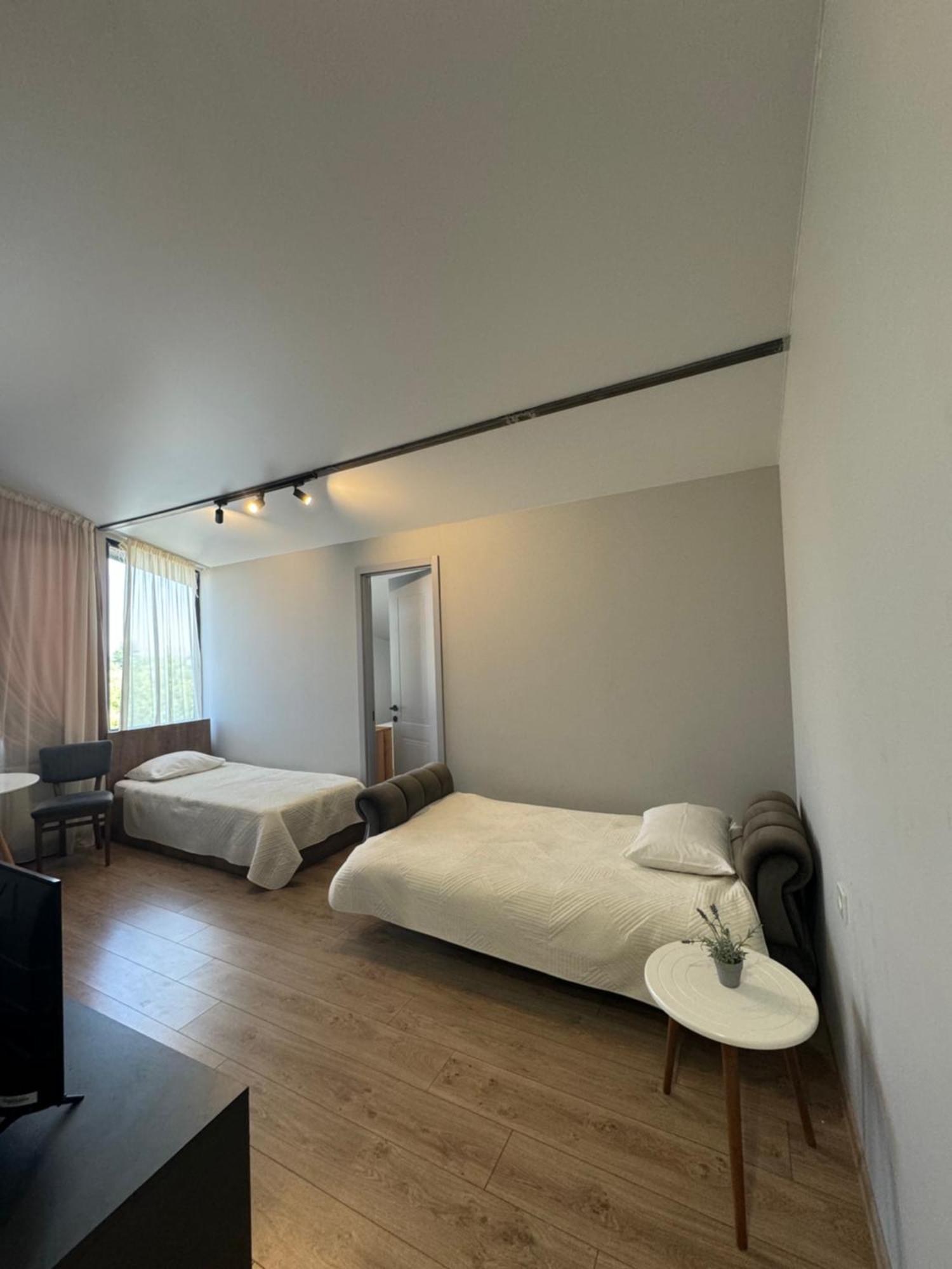 Guest House Elene Gori Exterior photo