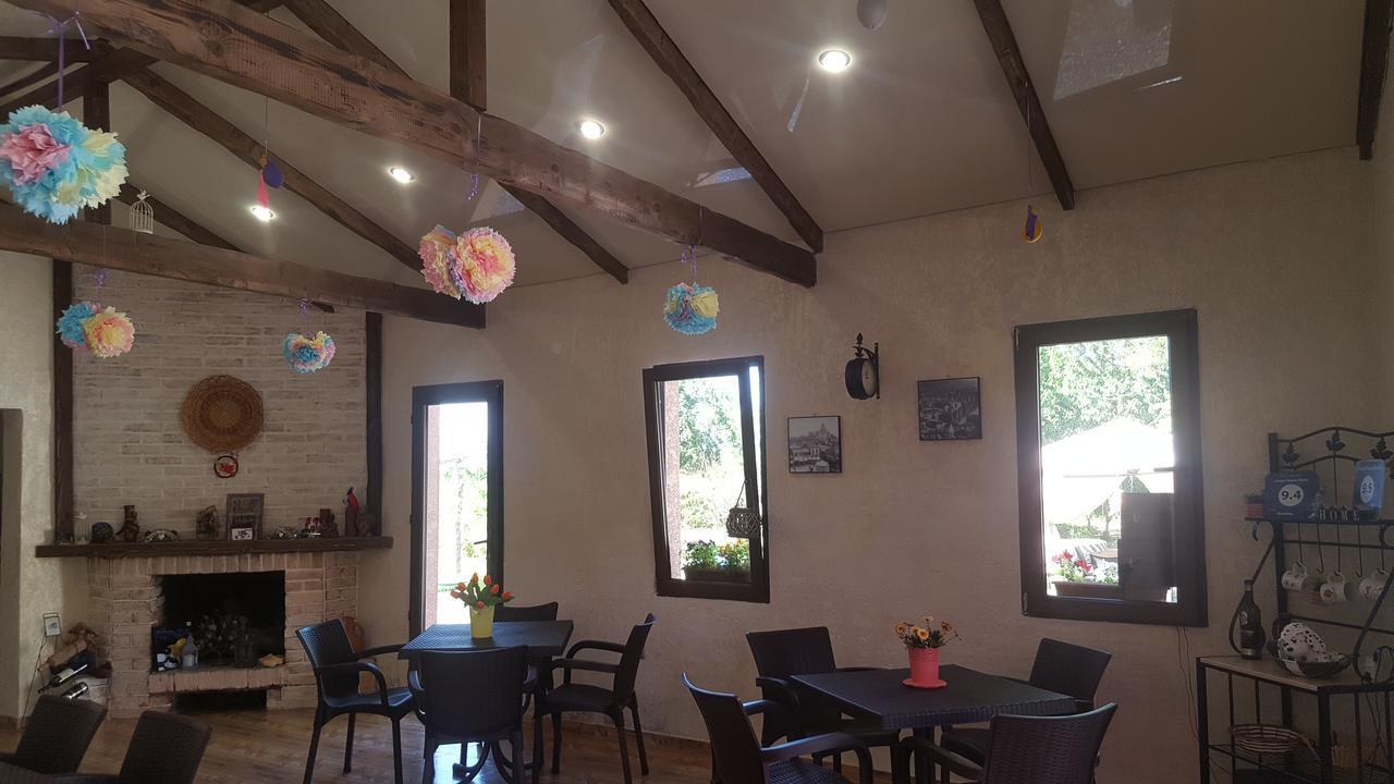 Guest House Elene Gori Exterior photo